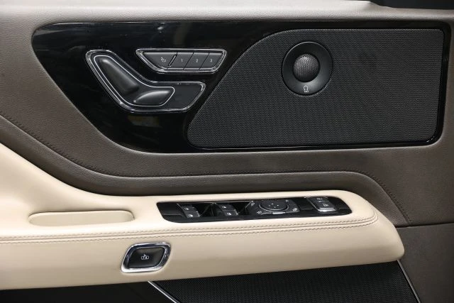 2021 Lincoln Aviator 2nd Gen - Image 11 of 12