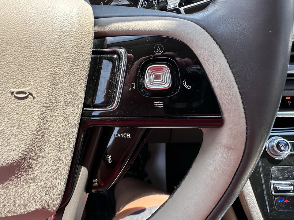2021 Lincoln Corsair - Image 22 of 31