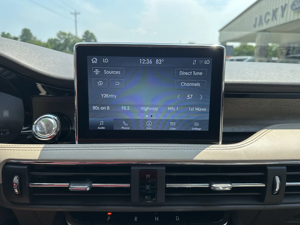 2021 Lincoln Corsair - Image 26 of 31
