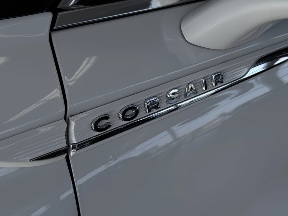 2021 Lincoln Corsair - Image 18 of 31