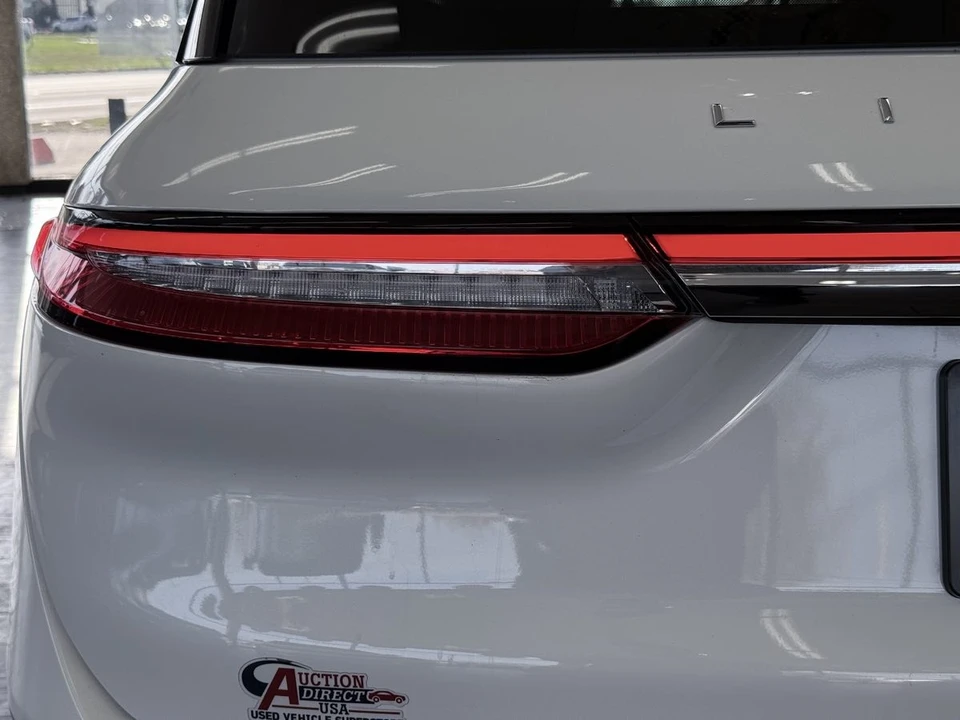 2021 Lincoln Corsair - Image 13 of 31