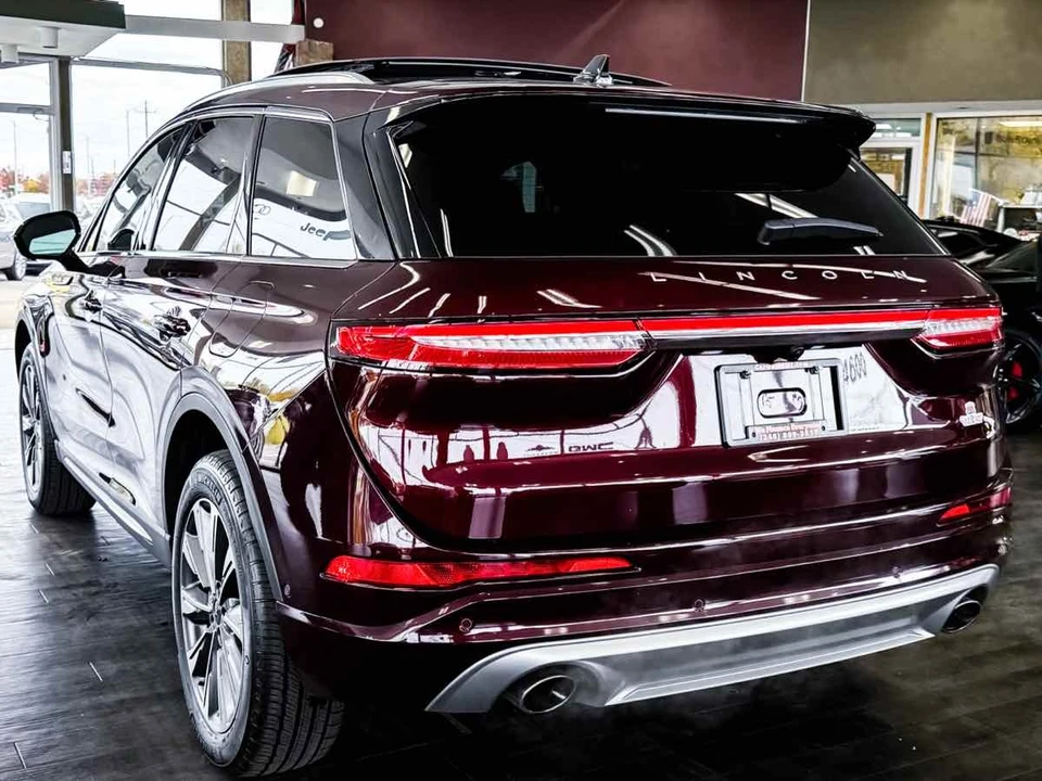 2021 Lincoln Corsair - Image 11 of 12