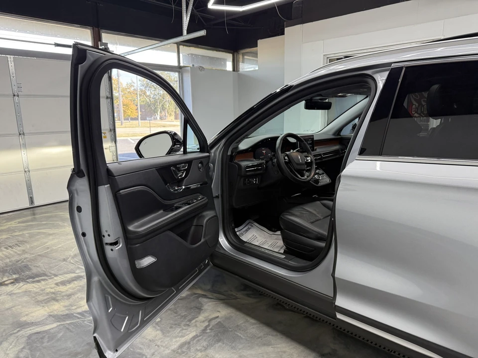 2021 Lincoln Corsair - Image 10 of 21