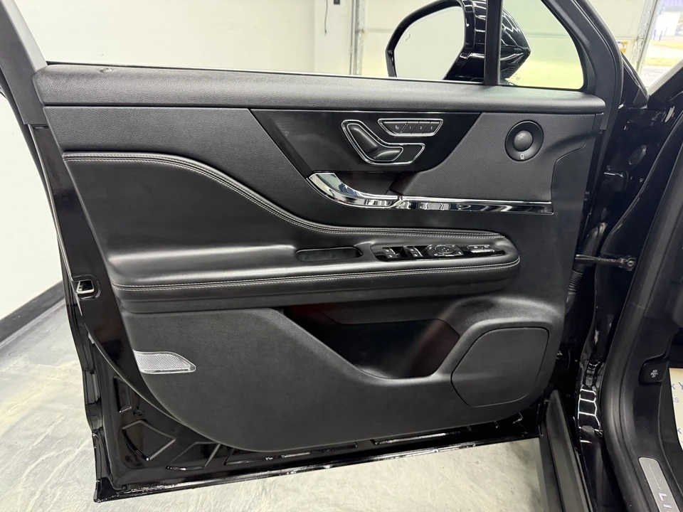 2021 Lincoln Corsair - Image 12 of 21