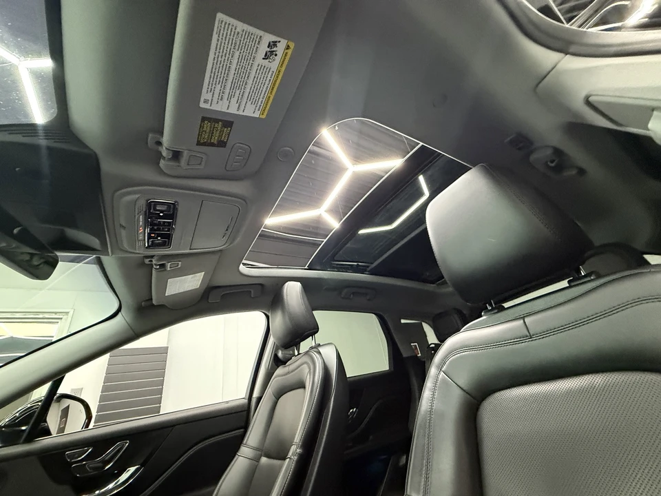 2021 Lincoln Corsair - Image 15 of 21