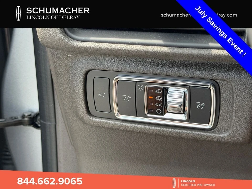 2021 Lincoln Corsair - Image 26 of 27