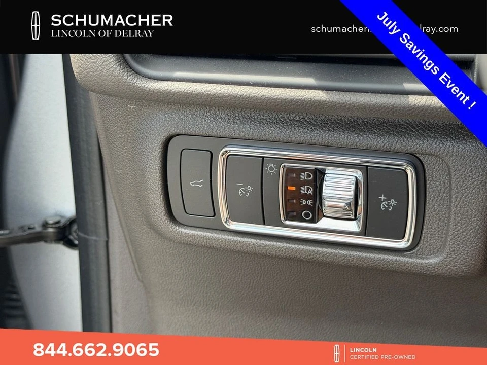 2021 Lincoln Corsair - Image 26 of 27