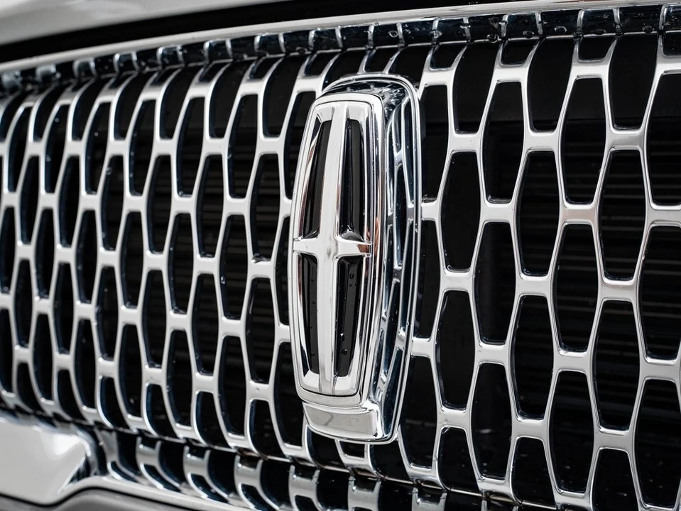 2021 Lincoln Corsair - Image 3 of 21