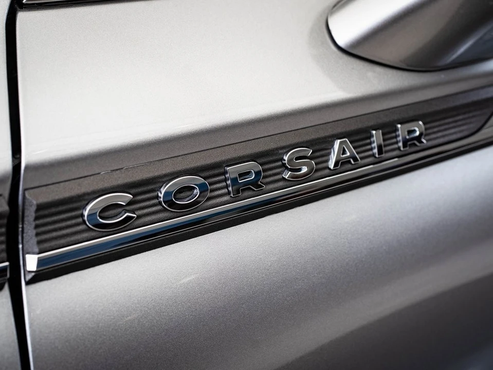 2021 Lincoln Corsair - Image 16 of 21