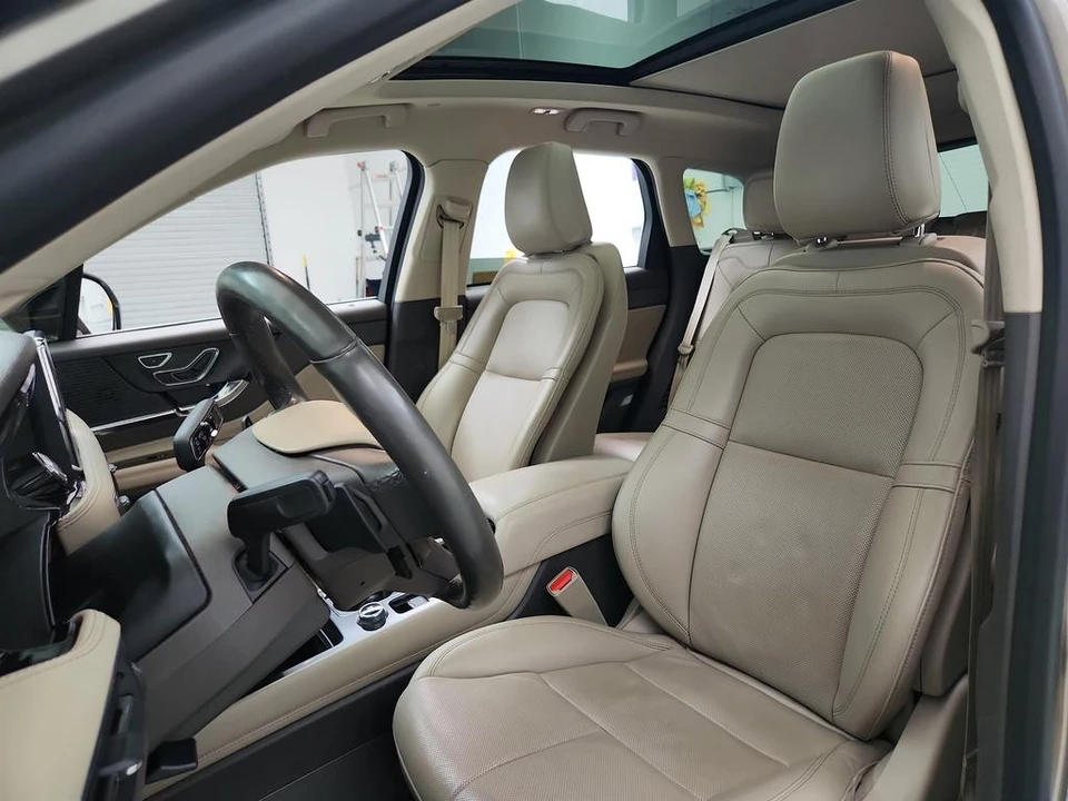2021 Lincoln Corsair - Image 14 of 21