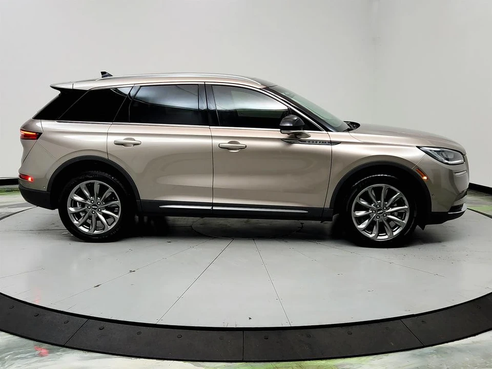 2021 Lincoln Corsair - Image 4 of 21