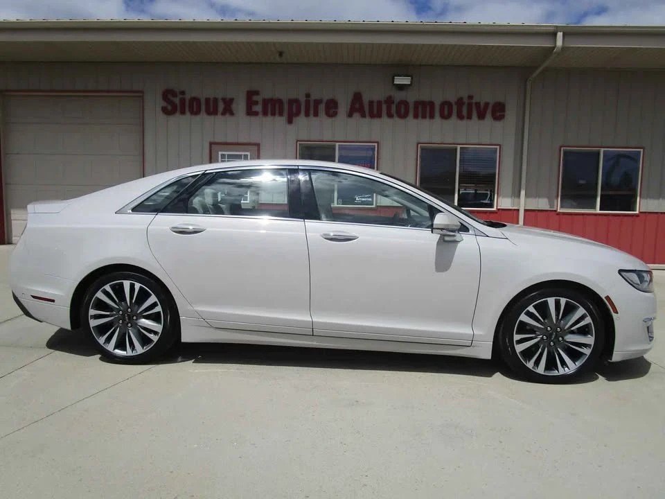 2021 Lincoln MKZ - Image 2 of 16