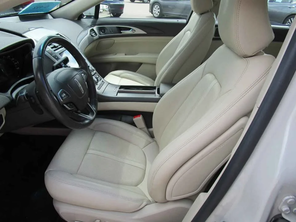 2021 Lincoln MKZ - Image 10 of 16