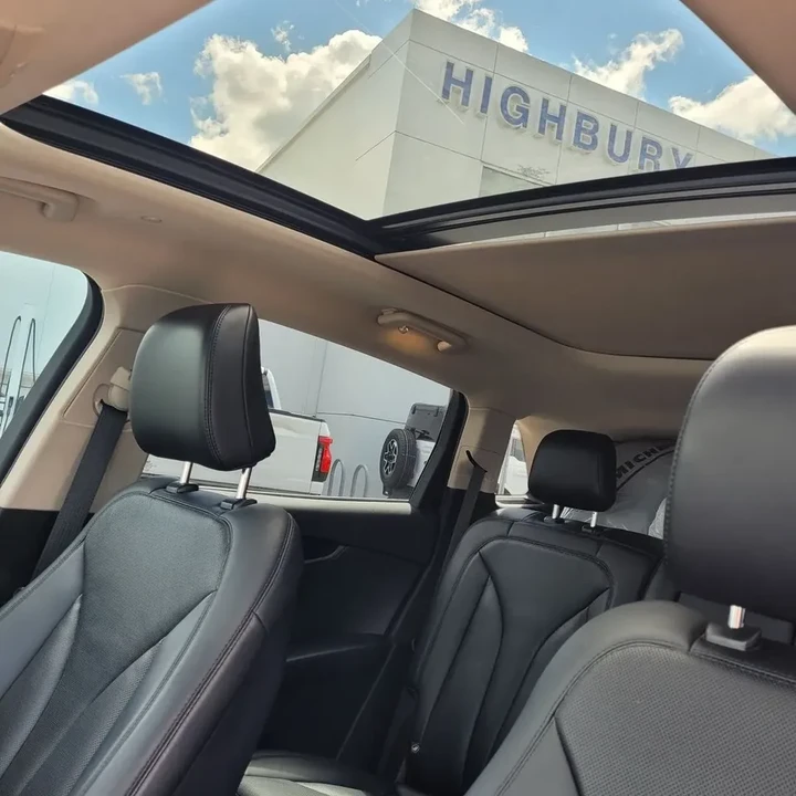 2021 Lincoln Nautilus - Image 16 of 17