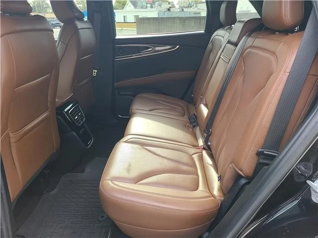 2021 Lincoln Nautilus - Image 11 of 12