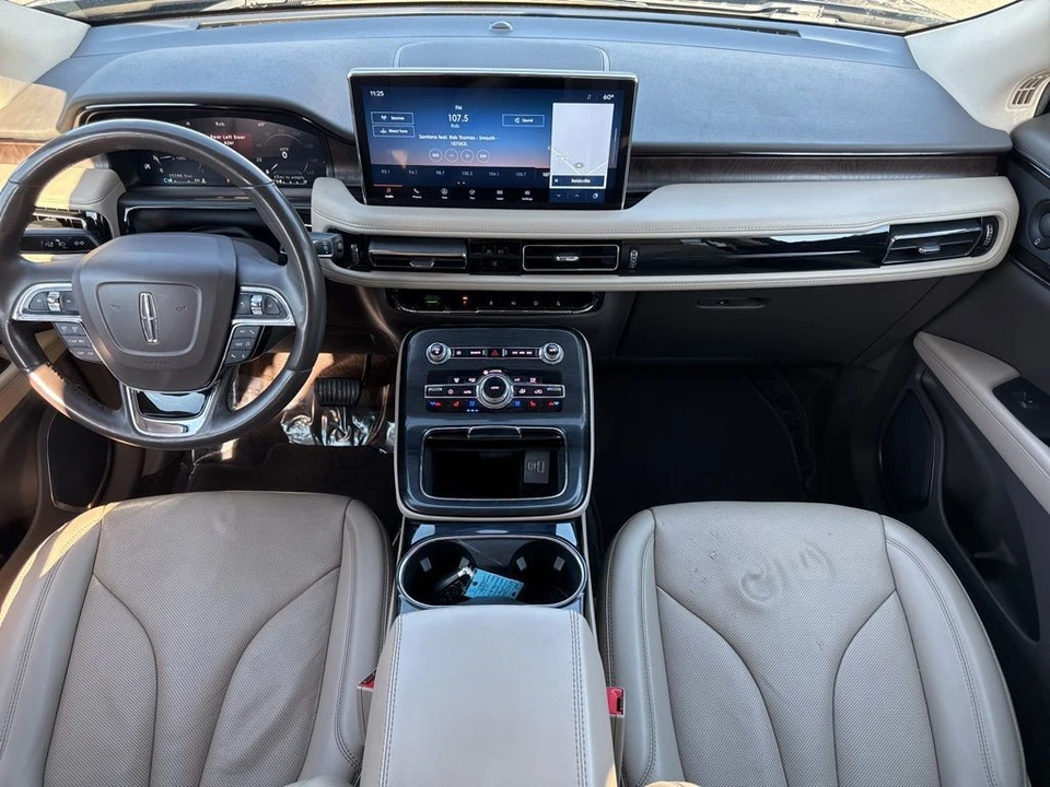 2021 Lincoln Nautilus - Image 15 of 21