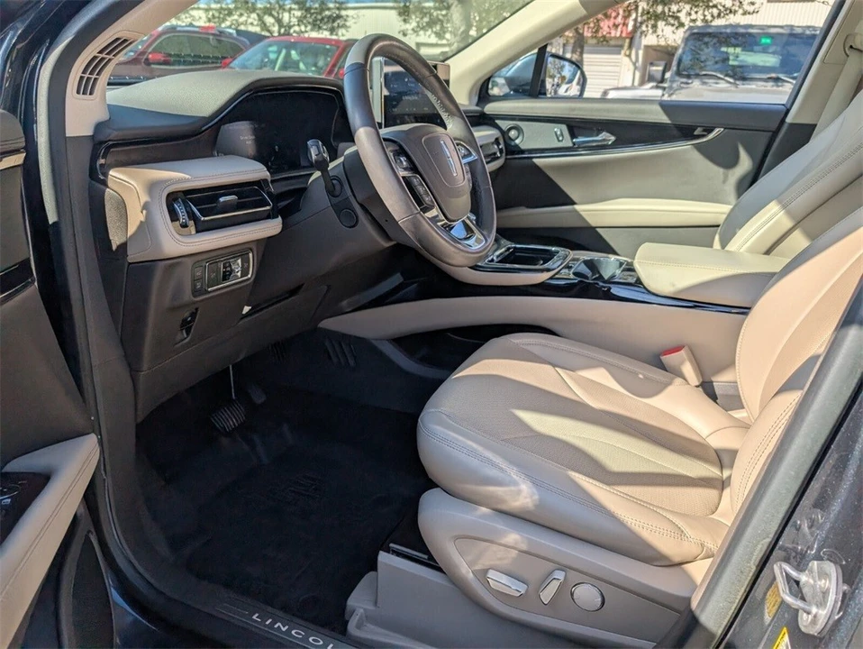 2021 Lincoln Nautilus - Image 12 of 12