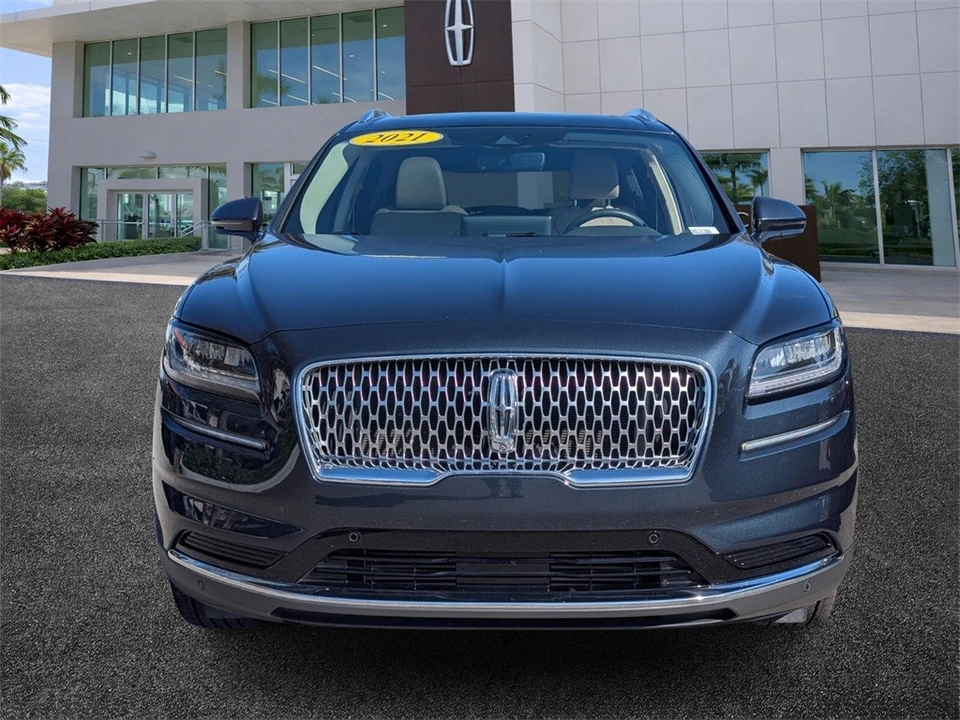 2021 Lincoln Nautilus - Image 2 of 12