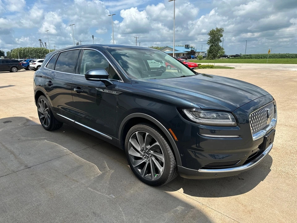 2021 Lincoln Nautilus - Image 9 of 12