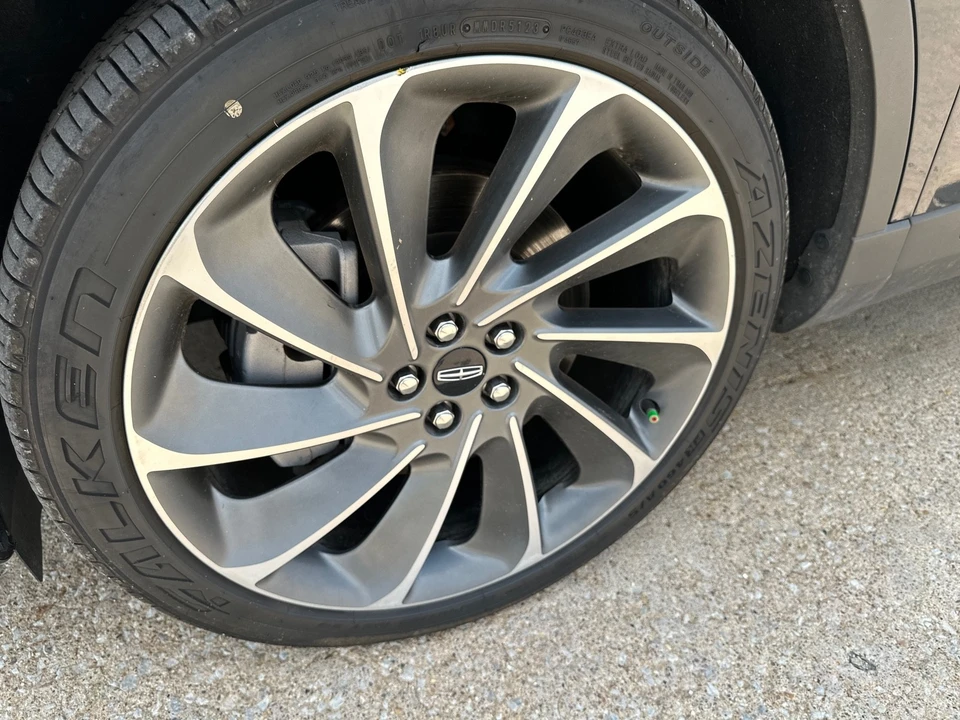 2021 Lincoln Nautilus - Image 3 of 12