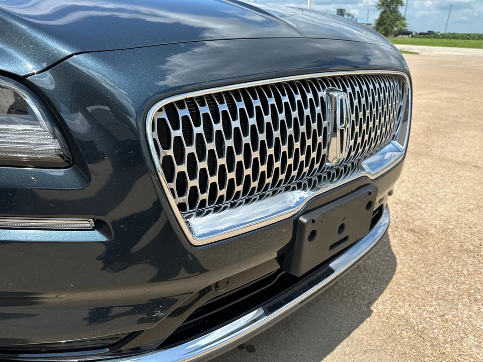 2021 Lincoln Nautilus - Image 10 of 12