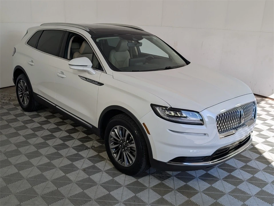 2021 Lincoln Nautilus - Image 2 of 12