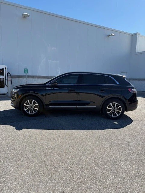 2021 Lincoln Nautilus - Image 2 of 14