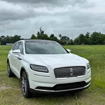 2021 Lincoln Nautilus Reserve