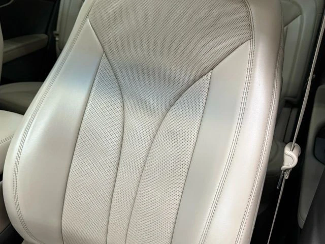 2021 Lincoln Nautilus - Image 17 of 21