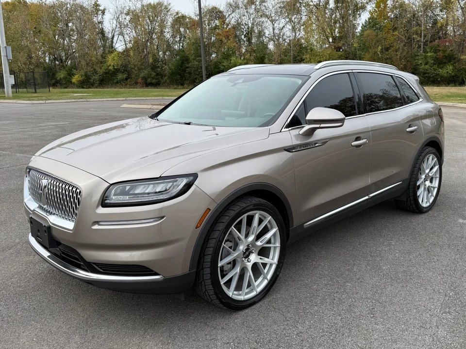 2021 Lincoln Nautilus - Image 2 of 12