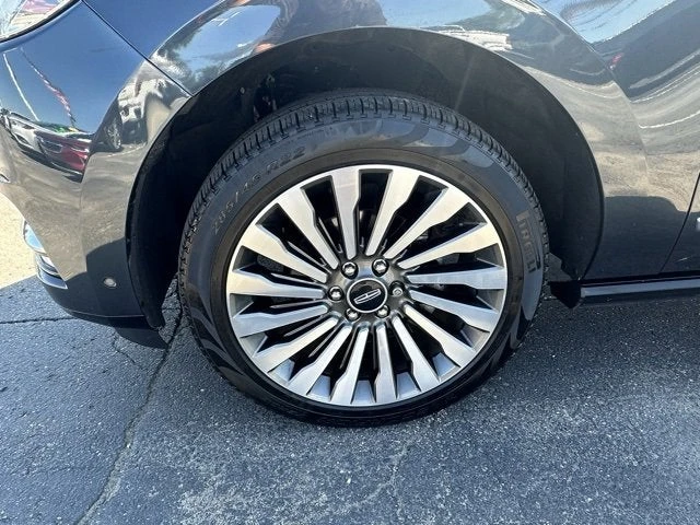 2021 Lincoln Navigator 4th Gen - Image 8 of 19