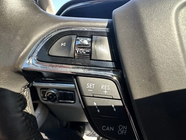 2021 Lincoln Navigator 4th Gen - Image 18 of 19