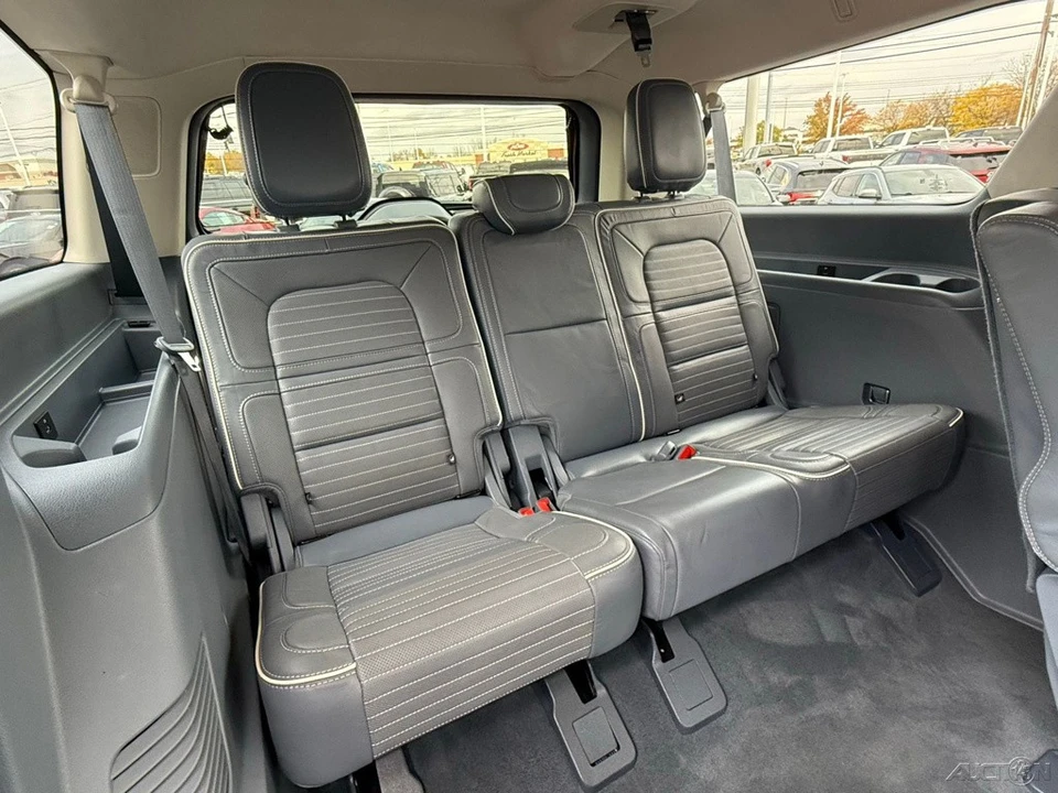2021 Lincoln Navigator 4th Gen - Image 15 of 21