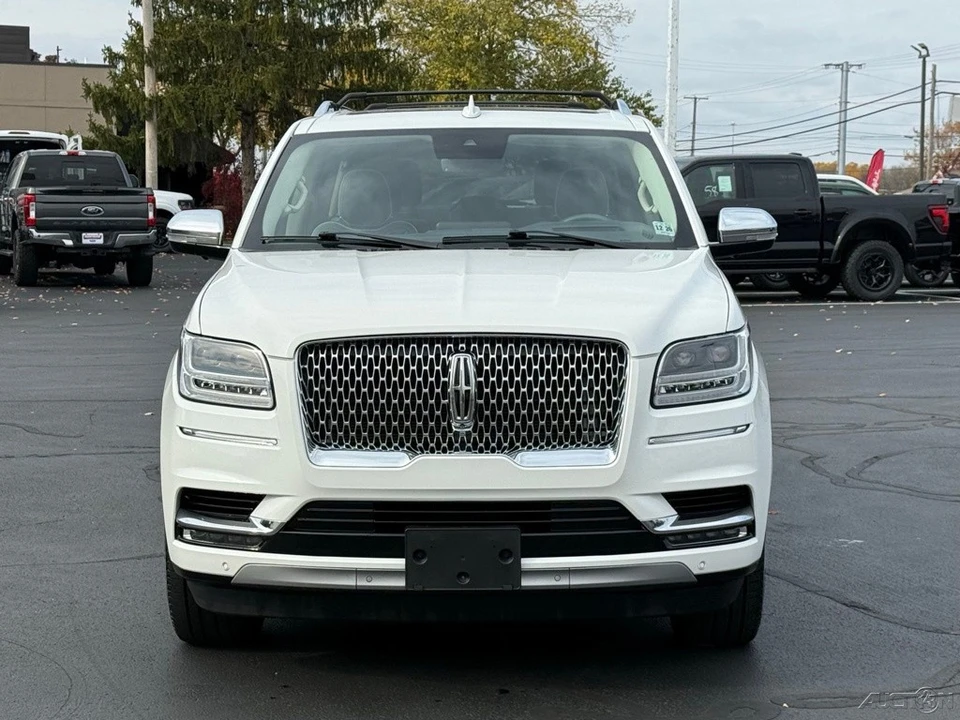 2021 Lincoln Navigator 4th Gen - Image 8 of 12