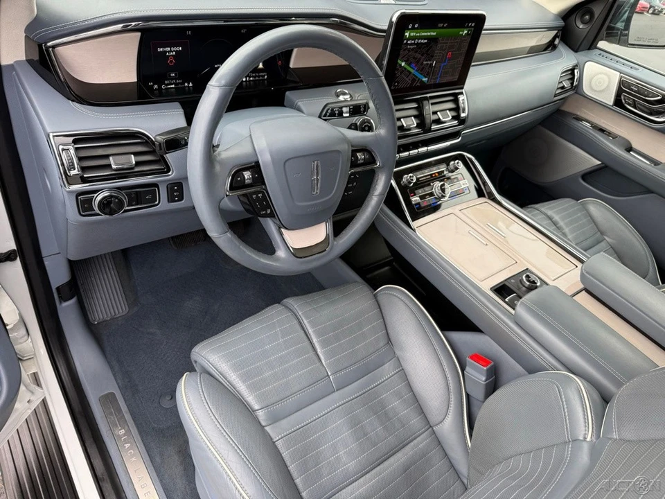 2021 Lincoln Navigator 4th Gen - Image 11 of 21
