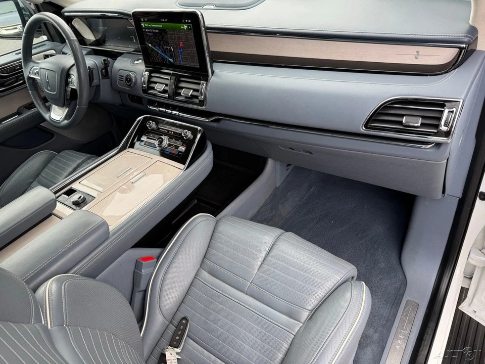 2021 Lincoln Navigator 4th Gen - Image 18 of 21
