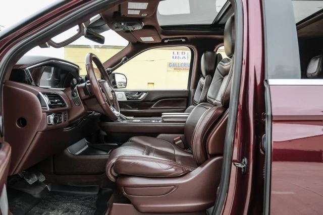2021 Lincoln Navigator 4th Gen - Image 4 of 21