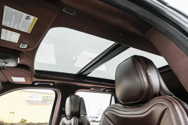 2021 Lincoln Navigator 4th Gen - Image 5 of 21