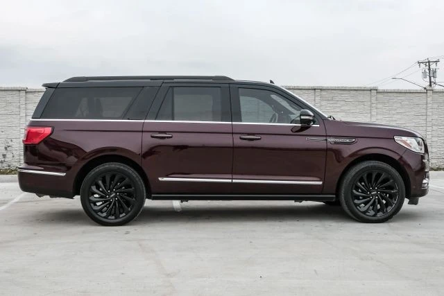 2021 Lincoln Navigator 4th Gen - Image 8 of 21