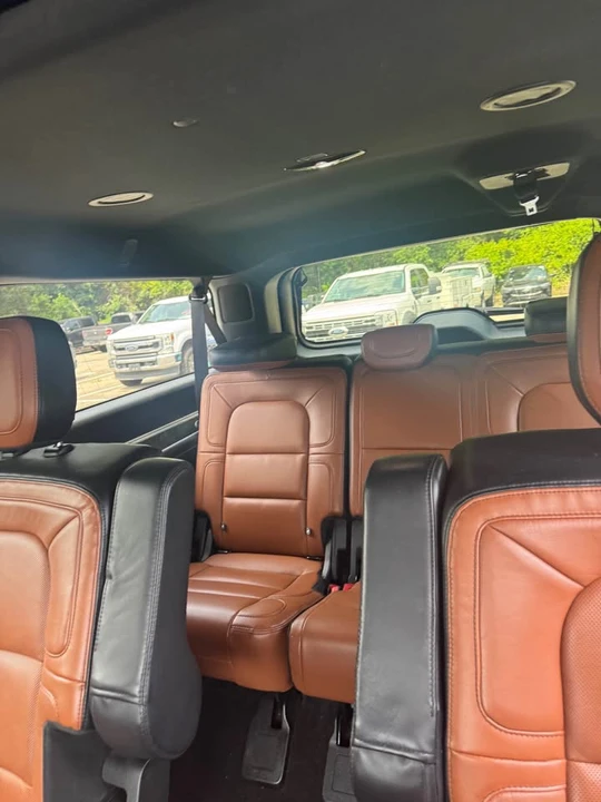 2021 Lincoln Navigator 4th Gen - Image 6 of 8