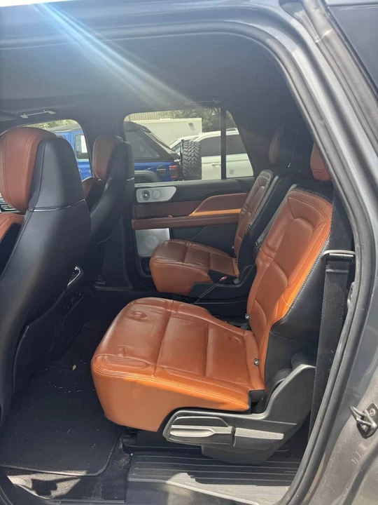 2021 Lincoln Navigator 4th Gen - Image 5 of 8