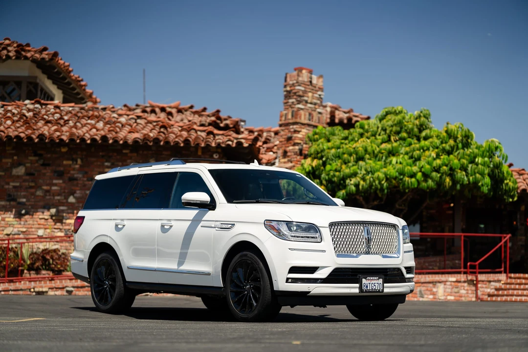 2021 Lincoln Navigator 4th Gen - Image 4 of 31