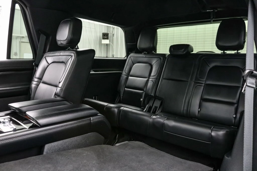 2021 Lincoln Navigator 4th Gen - Image 20 of 21