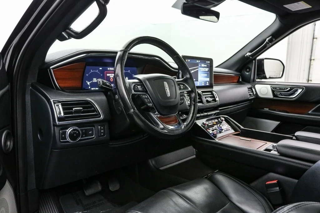 2021 Lincoln Navigator 4th Gen - Image 13 of 21