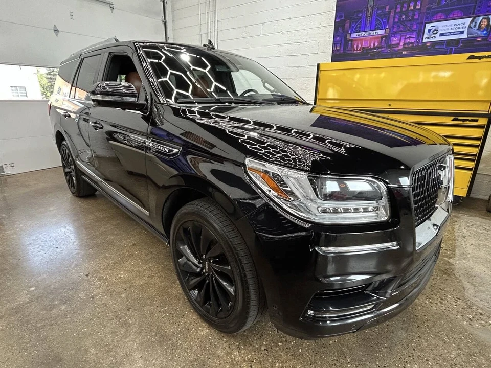 2021 Lincoln Navigator 4th Gen - Image 3 of 12