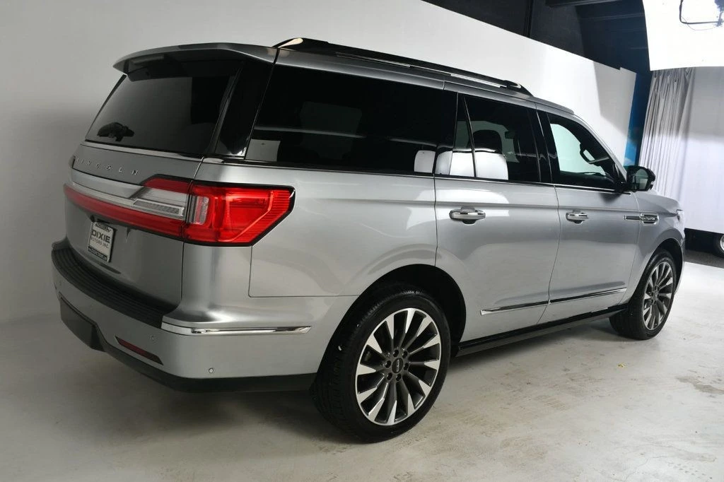 2021 Lincoln Navigator 4th Gen - Image 8 of 12