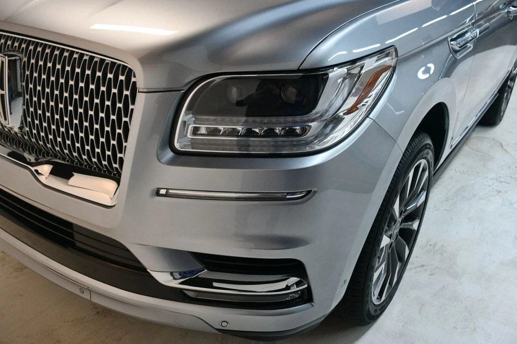 2021 Lincoln Navigator 4th Gen - Image 11 of 12