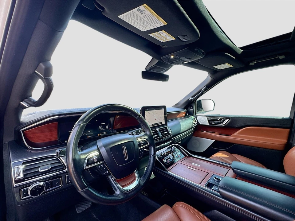 2021 Lincoln Navigator 4th Gen - Image 9 of 14