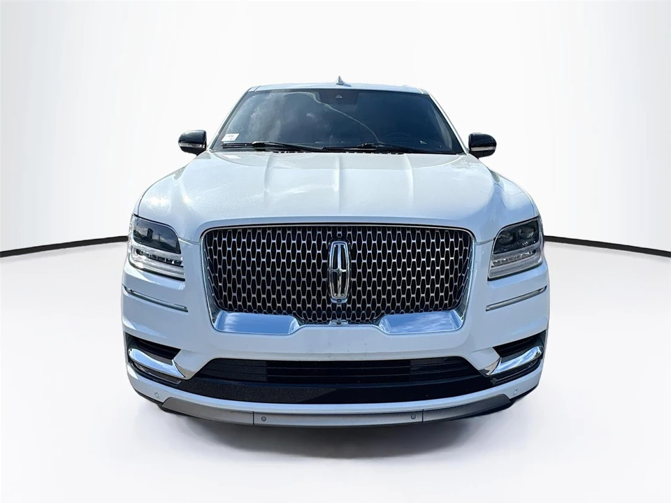 2021 Lincoln Navigator 4th Gen - Image 2 of 14