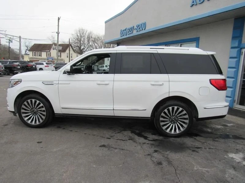 2021 Lincoln Navigator 4th Gen - Image 3 of 12